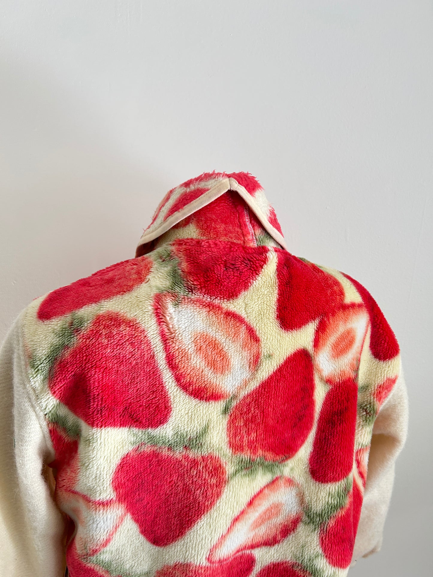 Vivianne Jacket with Upcycled Fleece & Wool Throw Blanket Strawberry Size XL/2X #VIVFLE4