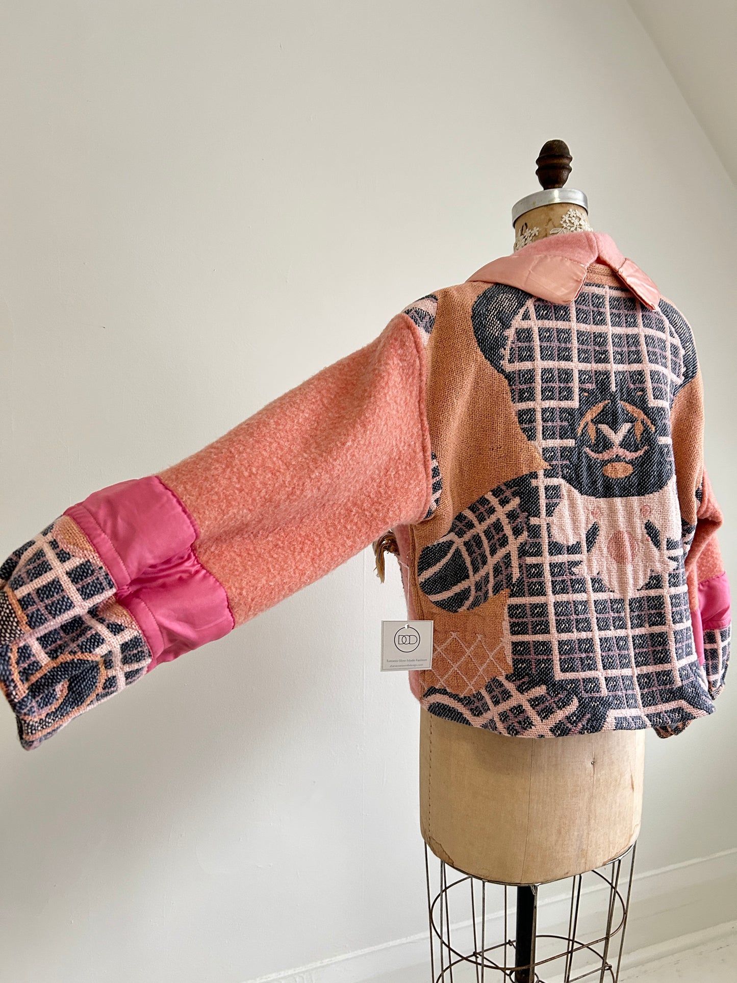 Vivianne Cropped Jacket with Upcycled Vintage Wool & Throw Blanket Size M/L #CVCWML39