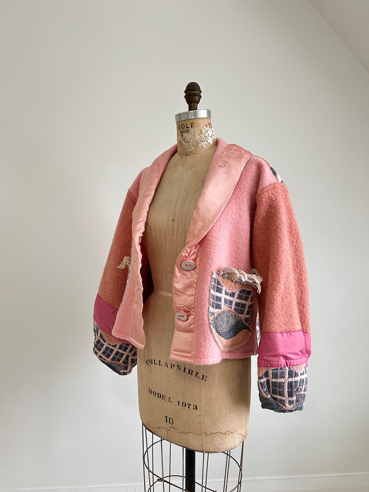 Vivianne Cropped Jacket with Upcycled Vintage Wool & Throw Blanket Size M/L #CVCWML39