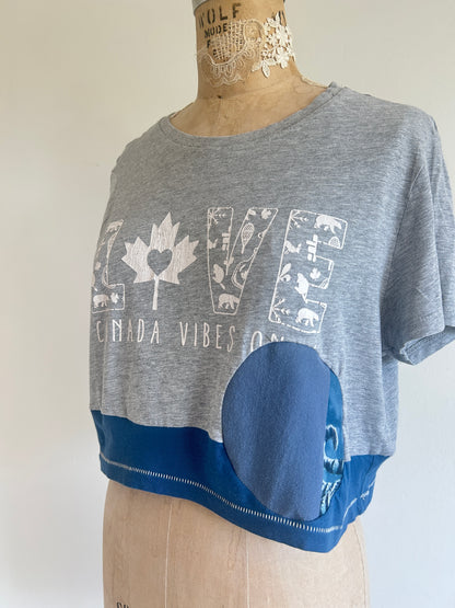 Reworked Preloved Canada Iron On Tshirt - Circle Series Size S/M #TSHIRT11
