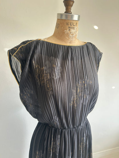 Vintage Sheer Pleated Dress Size M/L #VIN7
