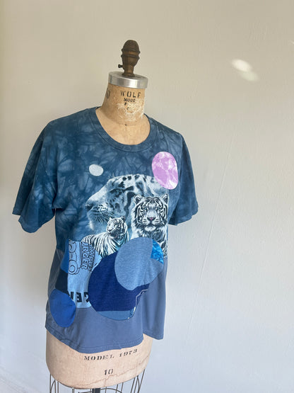 Reworked Preloved Smithsonian National Museum of Natural History Tshirt - Circle Series Size M/L #TSHIRT8