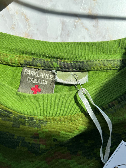 Reworked Preloved Vintage Parklands Canada and Tiger Cropped Tshirt - Circle Series Size 2X/3X #TSHIRT2
