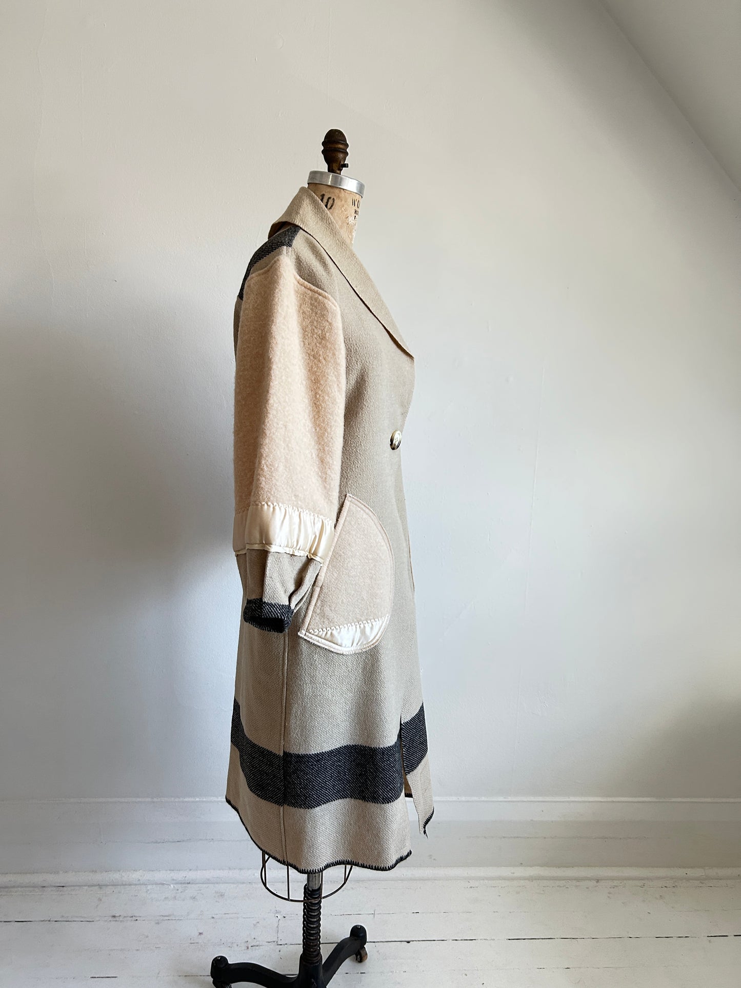 Vivianne Duster with Upcycled Horn Bros. Vintage Wool Blanket Size XS/S #CVDWXSS48