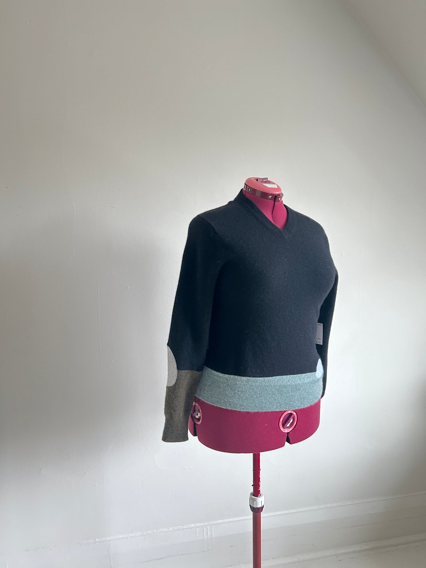 Abstract Art Patched Upcycled Cashmere Sweater L/XL #CASLXL30