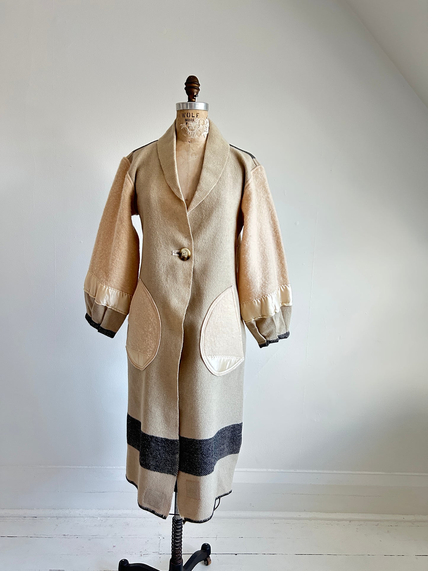 Vivianne Duster with Upcycled Horn Bros. Vintage Wool Blanket Size XS/S #CVDWXSS48