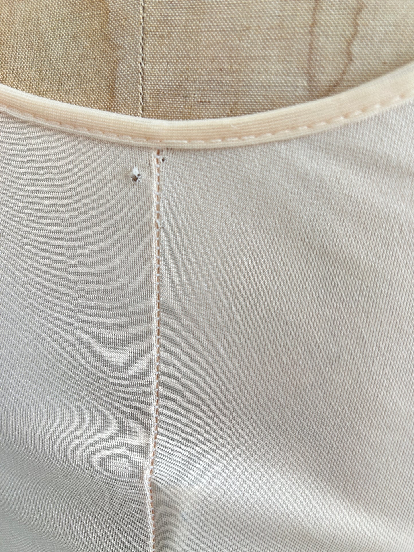 Vintage Peachy Beige Lace Slip Size XS/S #VIN4