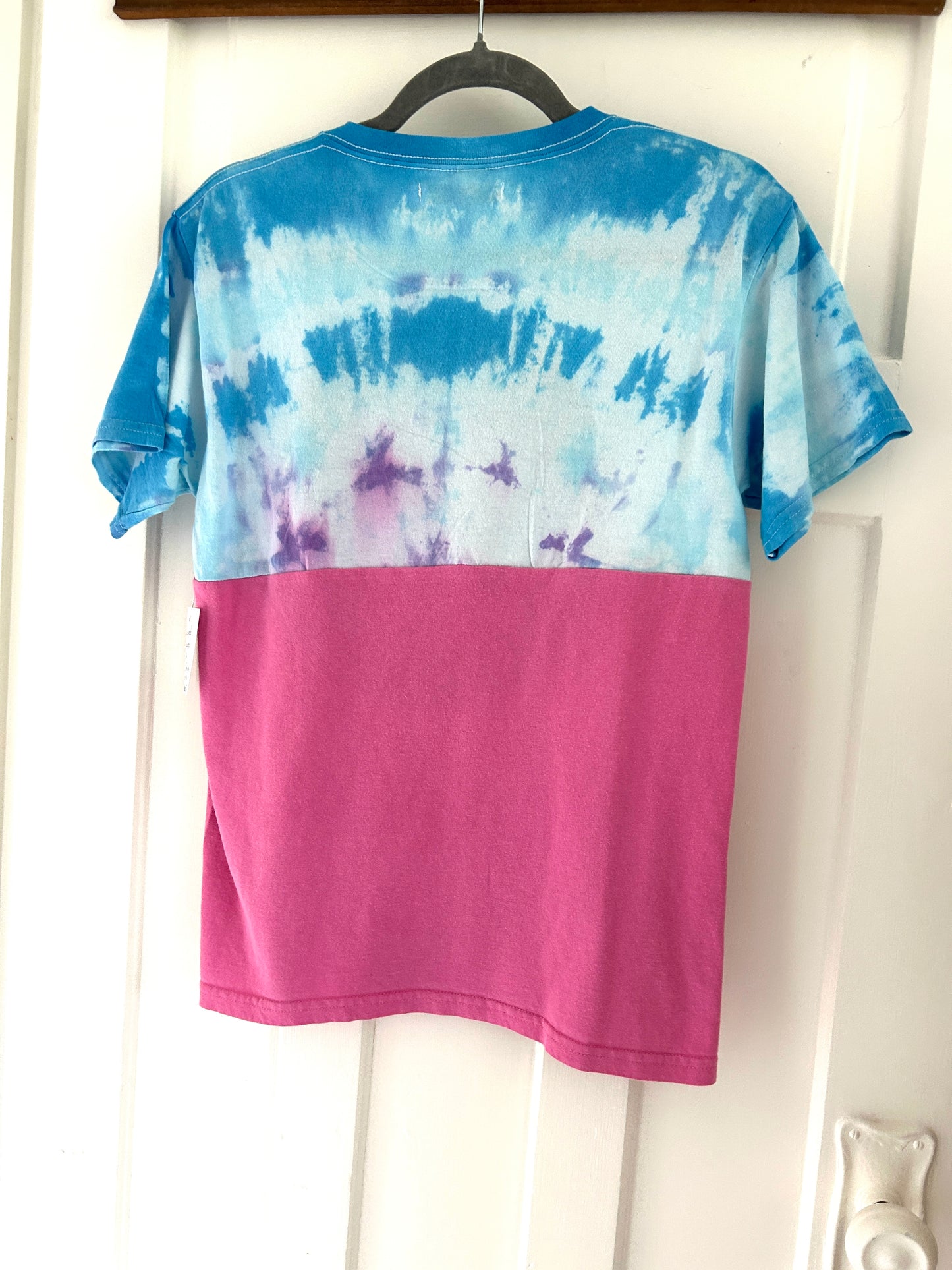 Reworked Preloved Tshirt - Circle Series Size XS/S #TSHIRT2