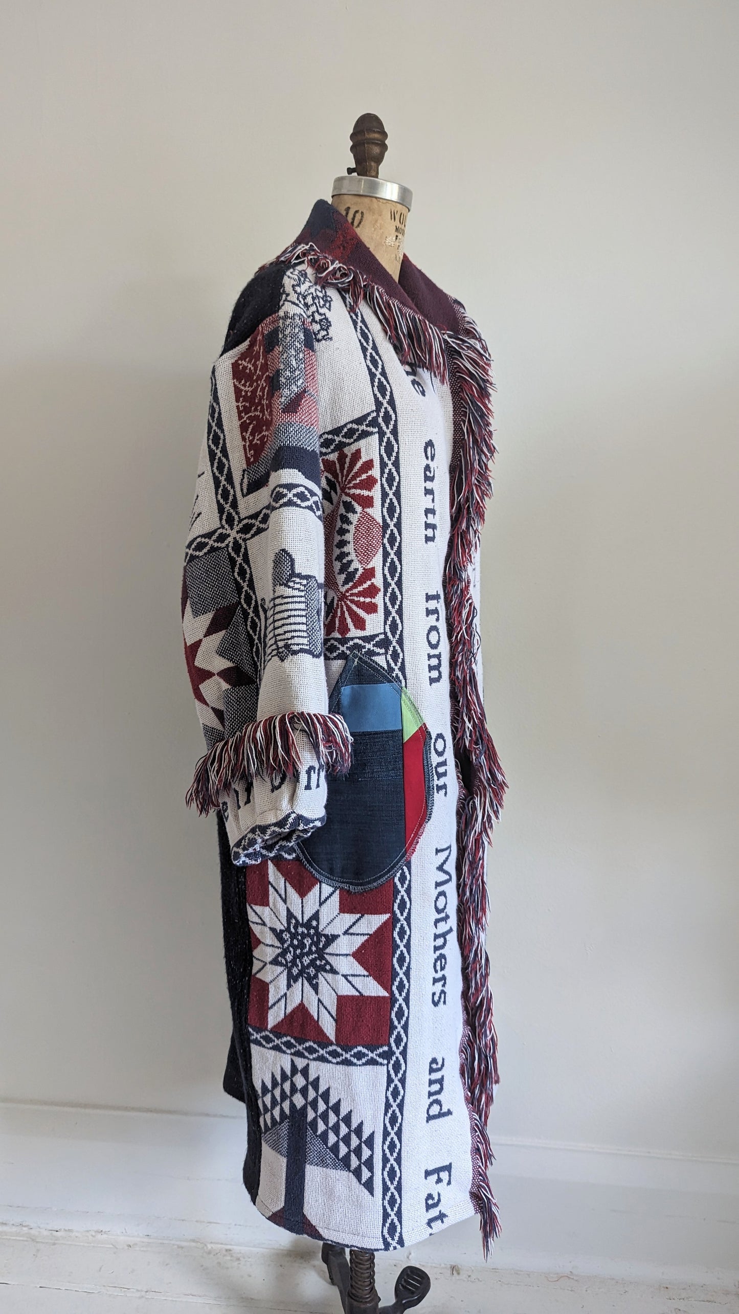 Vivianne Duster with Upcycled Cotton Throw Blanket Native American Theme Size S/M #VIVT3