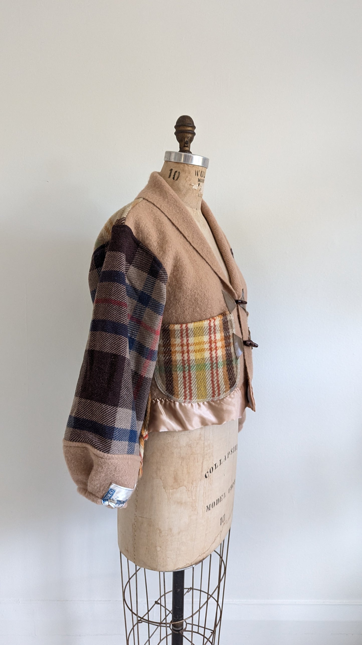 Vivianne Cropped Jacket with Upcycled Vintage Wool Blanket Size XS/S #VIVW3