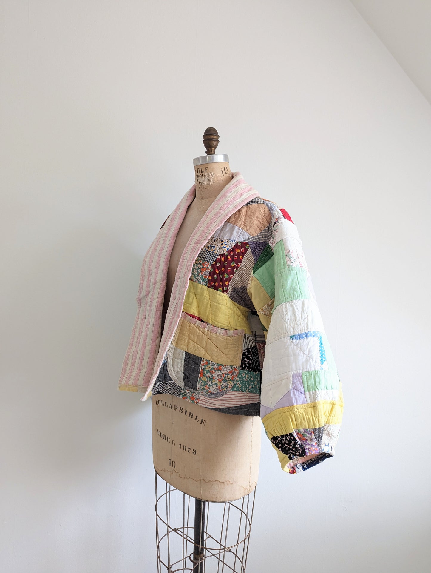 Vivianne Cropped Patchwork Jacket Upcycled Vintage Handmade Quilt  Size XL/2x #VIVQ2