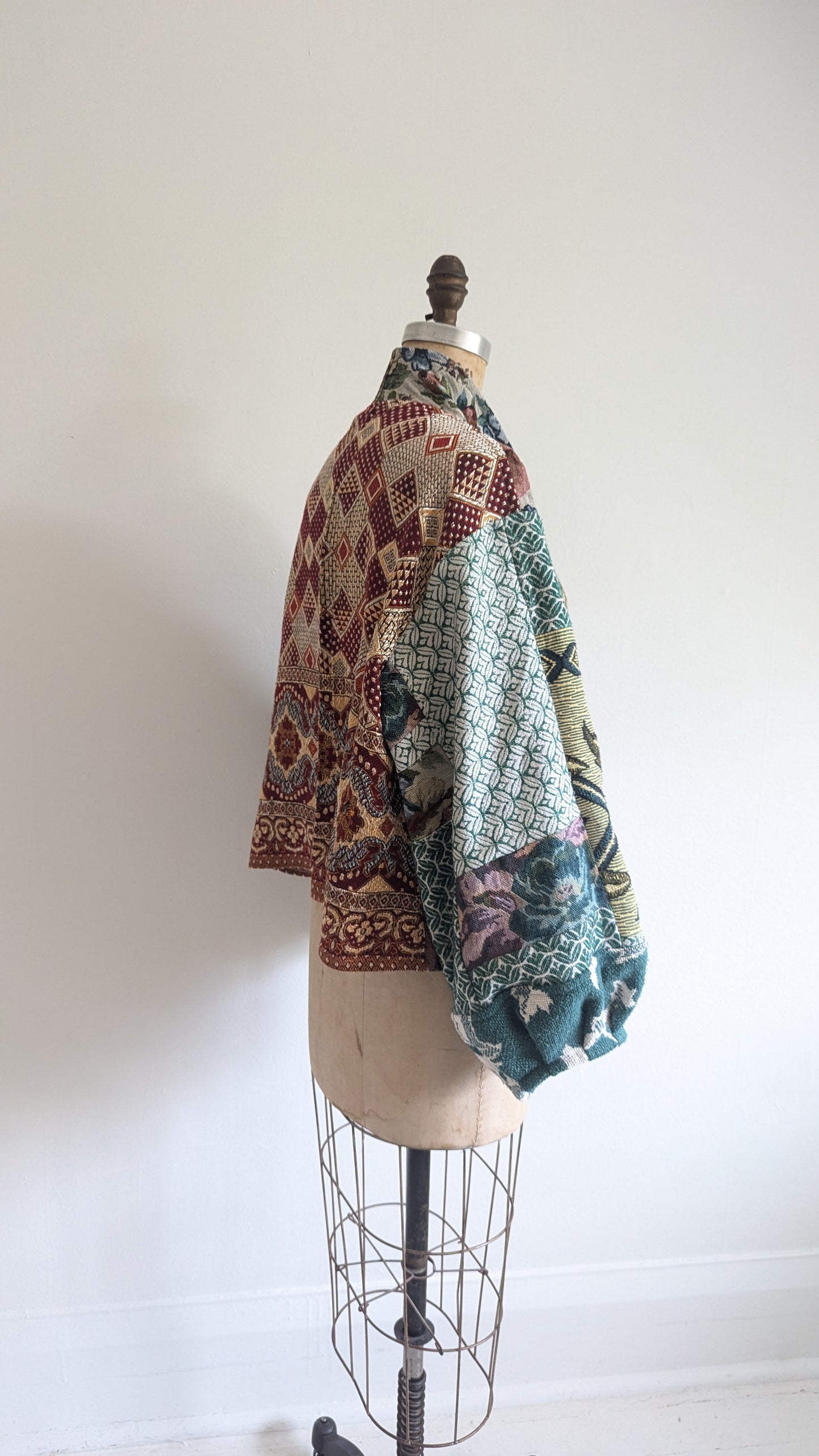 Vivianne Cropped Jacket with Upcycled Throw Blankets & Patchwork Sleeves XL/2X #VIVT