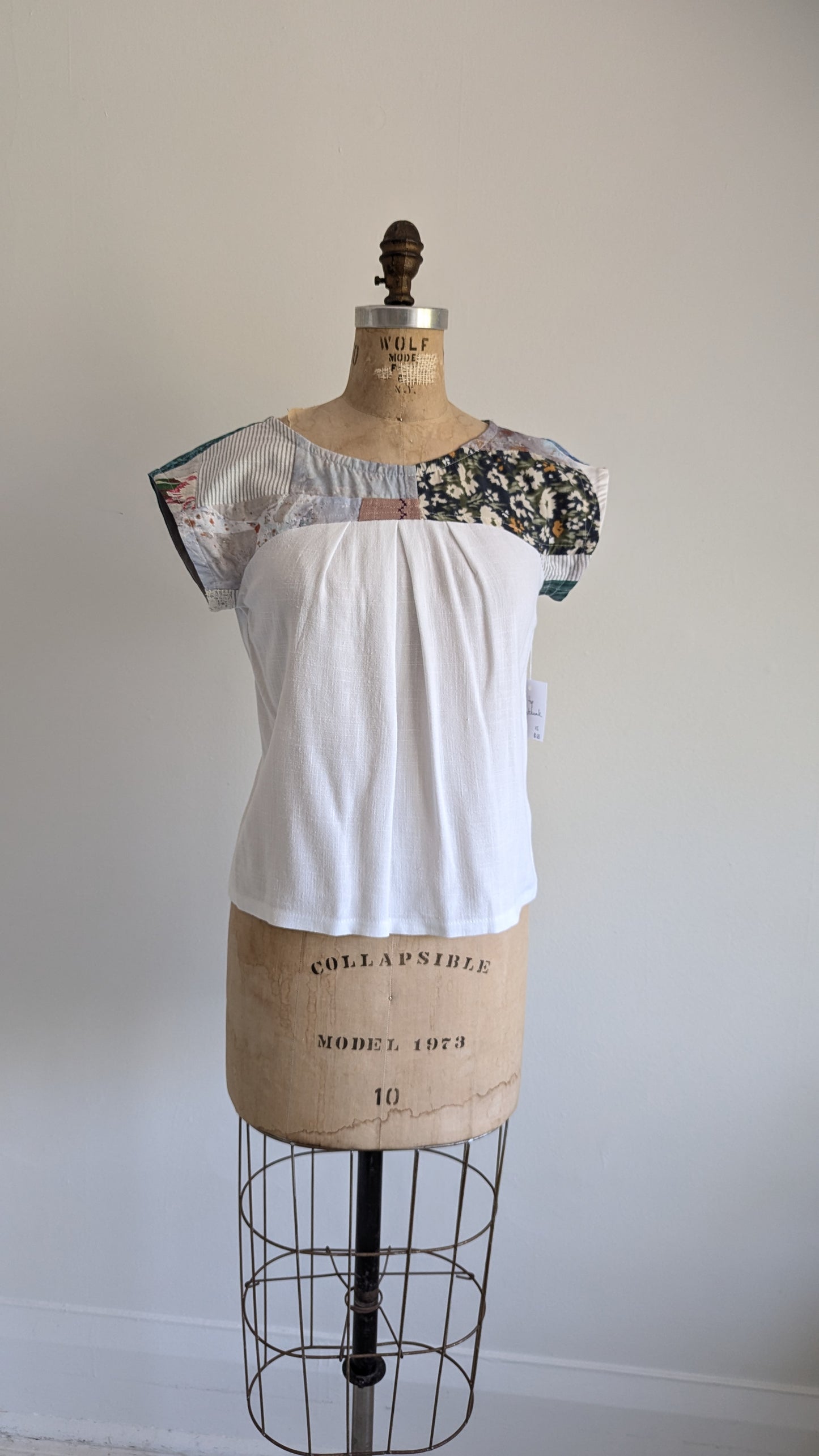 Peony Top - One of a Kind Upcycled Vintage Cotton & Linen Size XS #PEO2