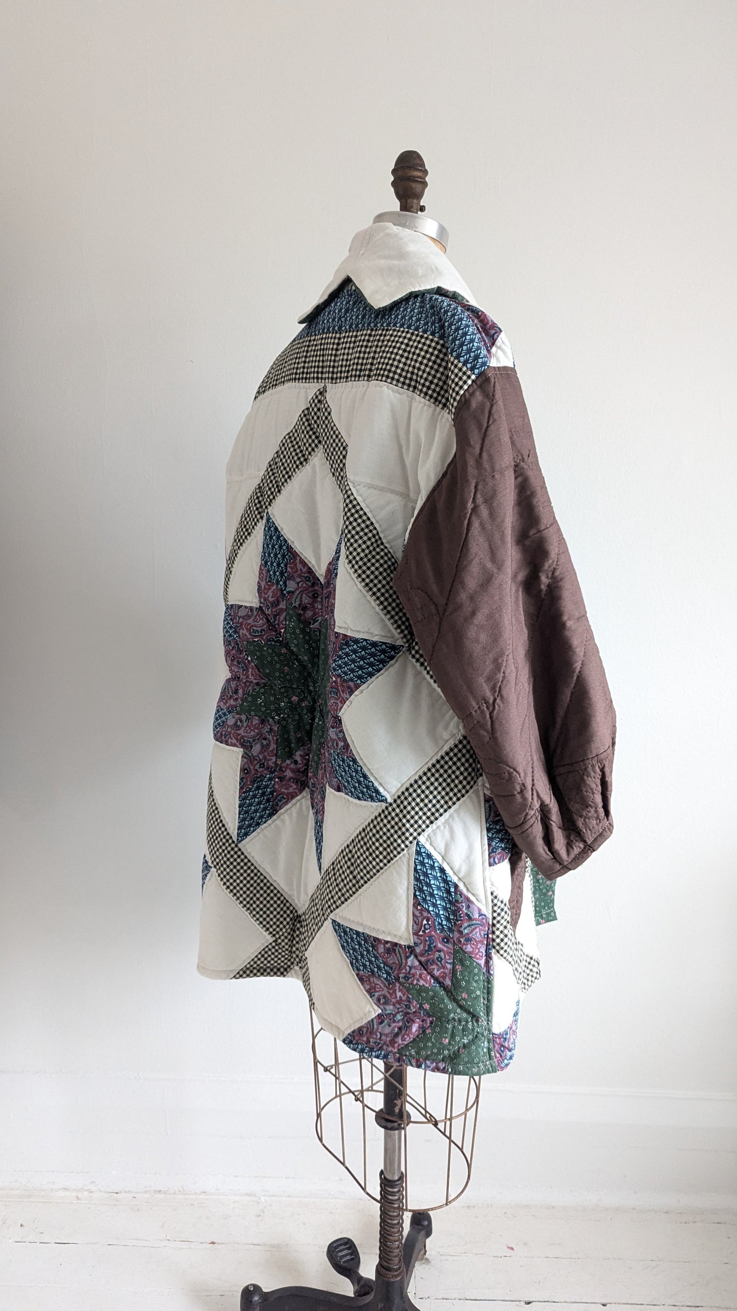 Vivianne Quilt Jacket Upcycled Hand stitched Quilt Size XL/2X #VIVQ2