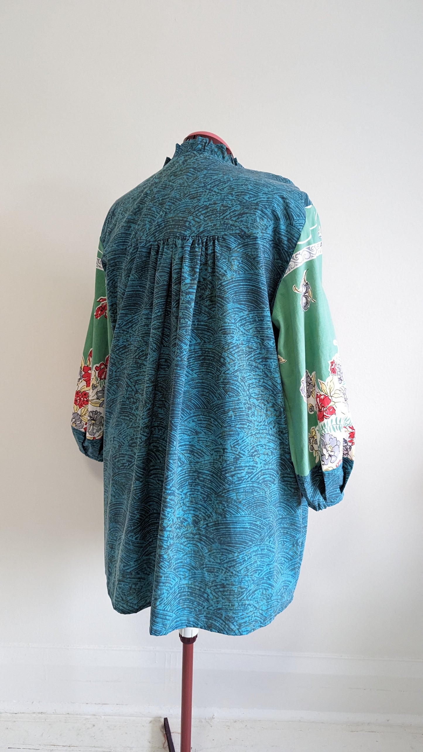 Meg Tunic with Vintage Tablecloth & Upcycled Cotton 2X/3X #MEGTU2