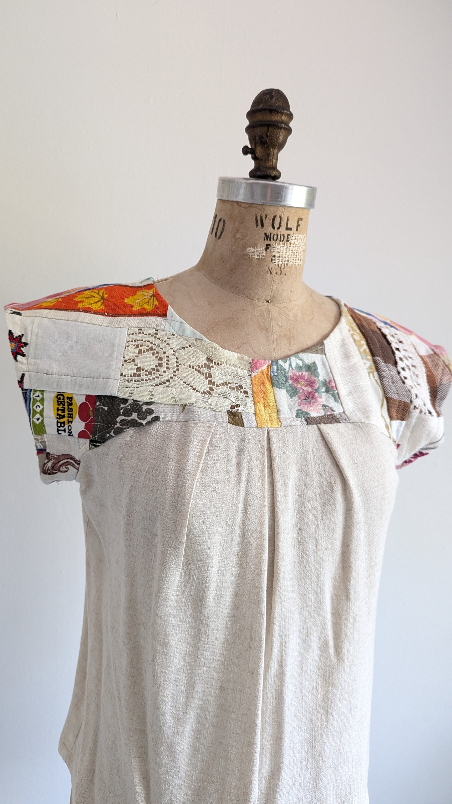 Peony Top - One of a Kind Upcycled Vintage Cotton & Linen Size XS #PEO17