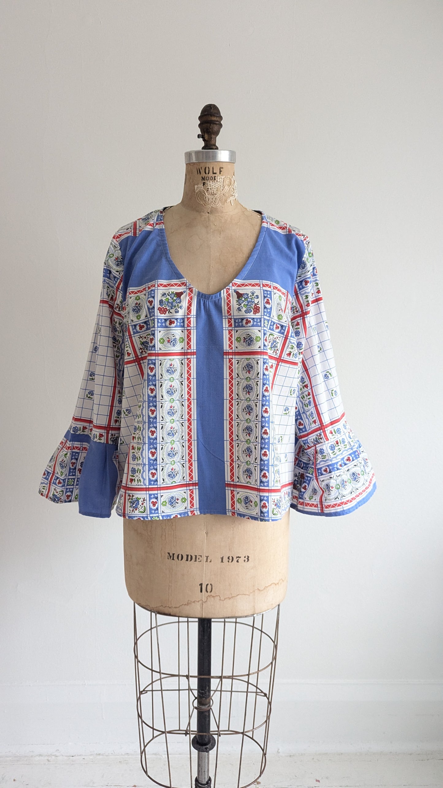 Chloe Top with Vintage Lightweight Cotton  Size 2X #CHL14