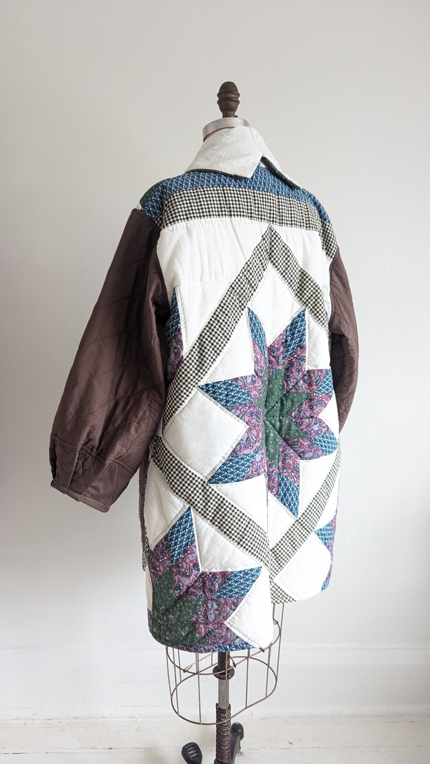 Vivianne Quilt Jacket Upcycled Hand stitched Quilt Size XL/2X #VIVQ2