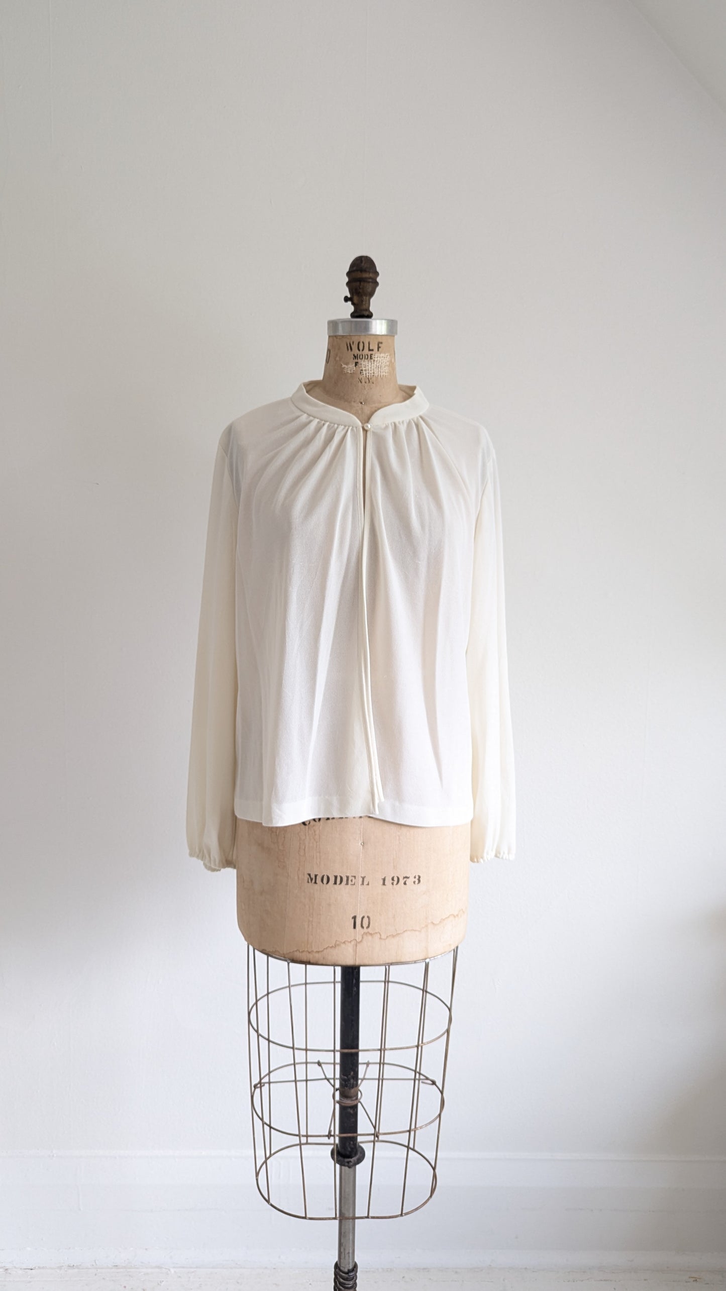 Vintage Blouse Size L/XL #VIN13