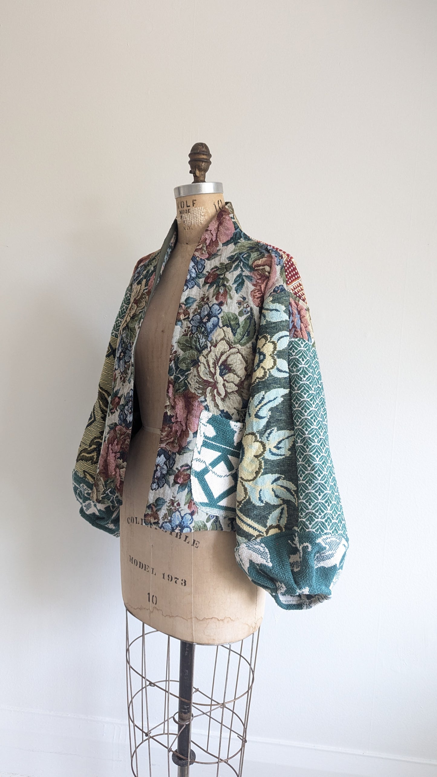 Vivianne Cropped Jacket with Upcycled Throw Blankets & Patchwork Sleeves XL/2X #VIVT