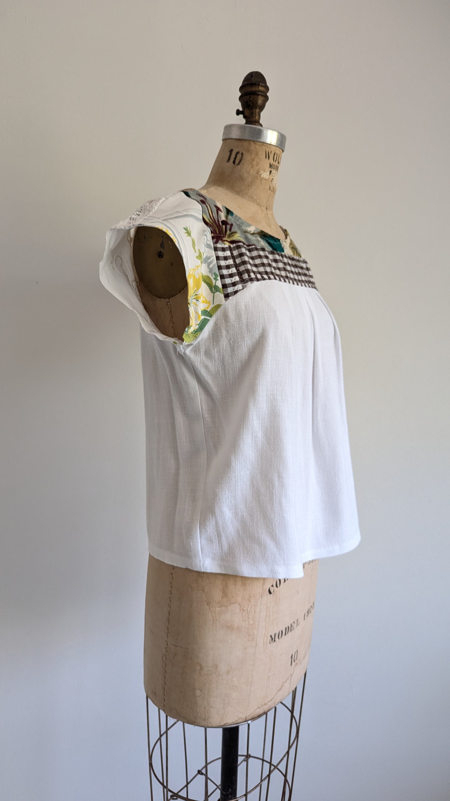 Peony Top - One of a Kind Upcycled Vintage Cotton, Barkcloth & Linen Size S #PEO18