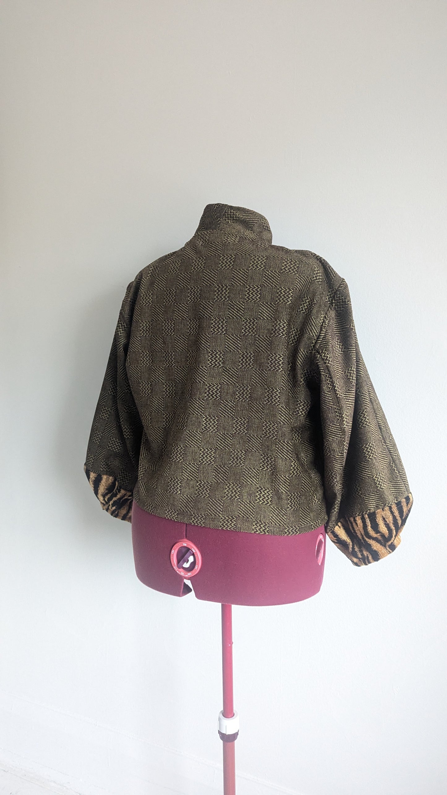 Vivianne Cropped Jacket with Upcycled Throw Blankets Size XL/2X #VIVT1