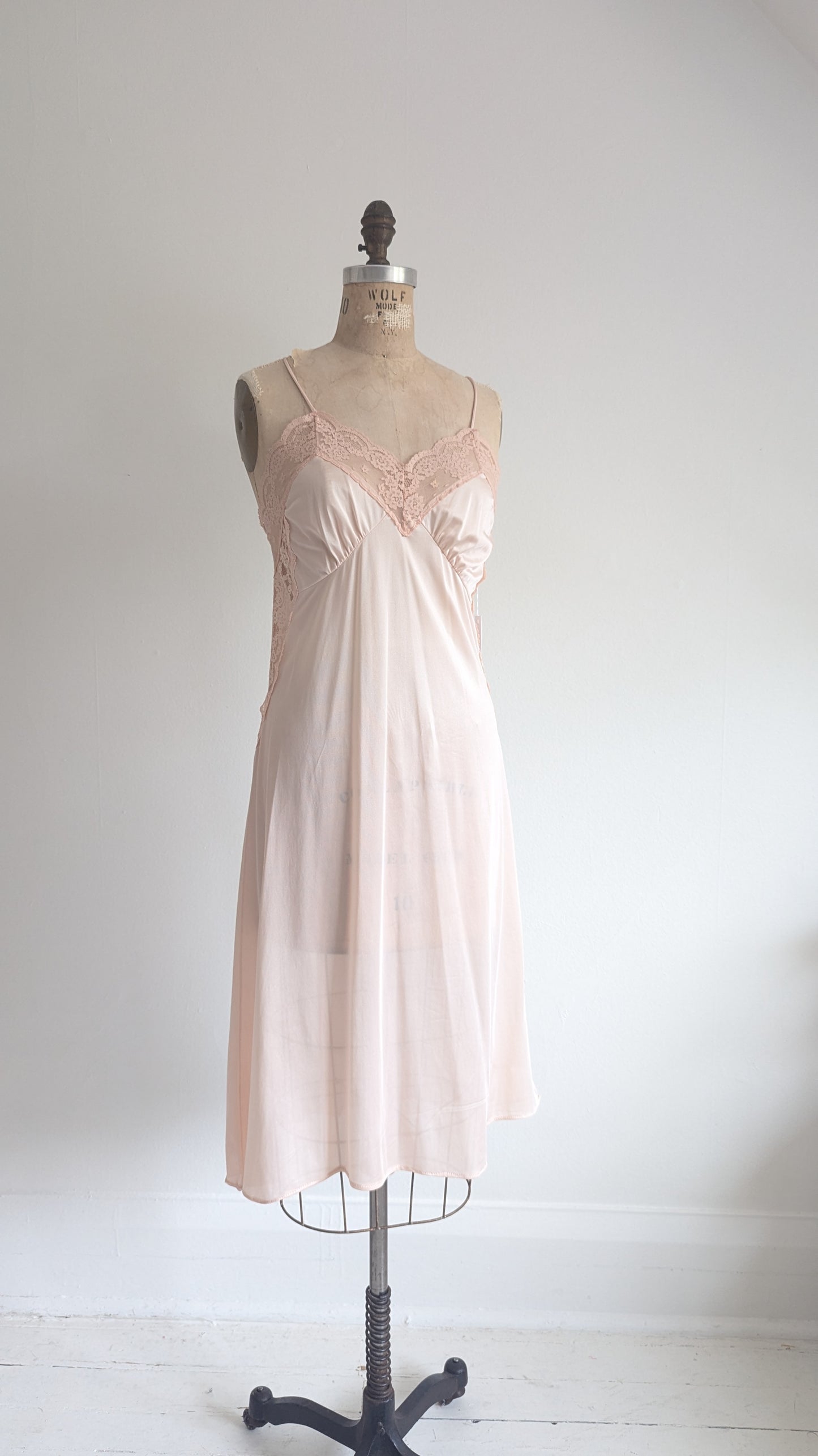 Vintage Blush Sears Slip Size M #VIN2