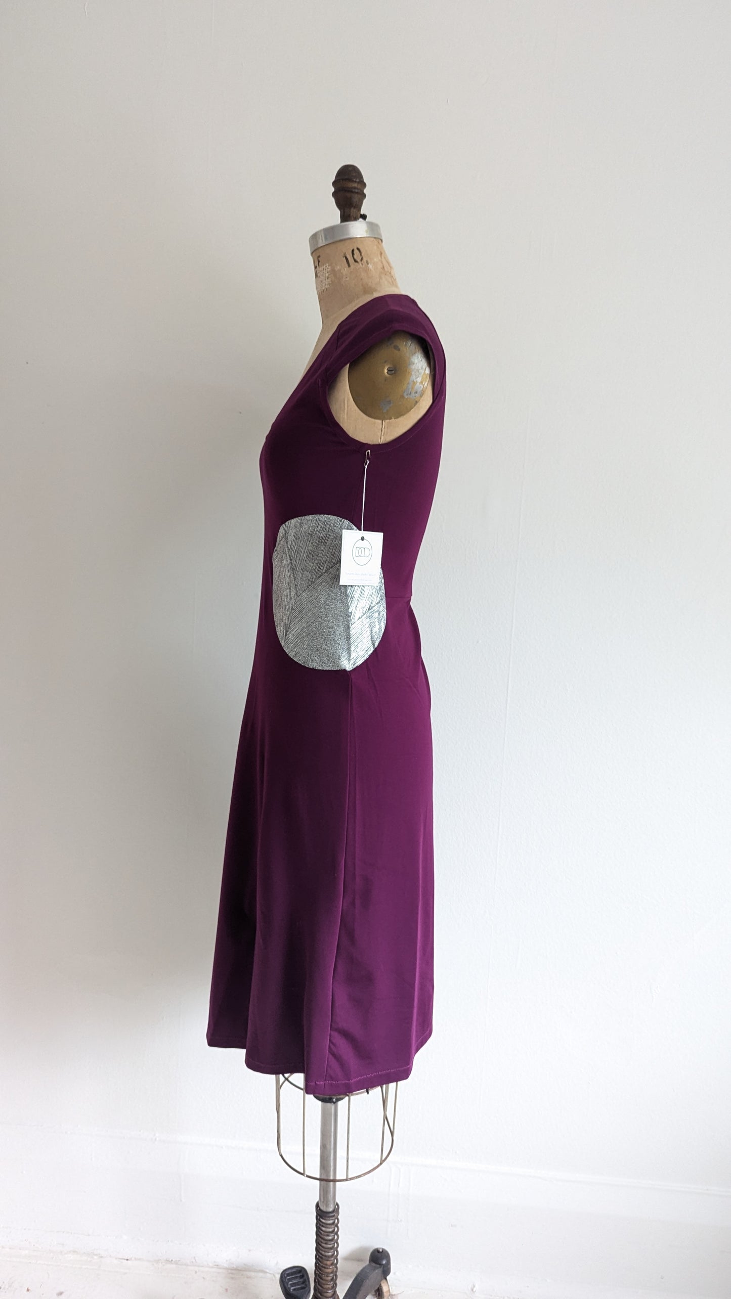 Jolie Jersey Dress with Inset Silver Circles ~ Orchid Size XS/S #JOL2